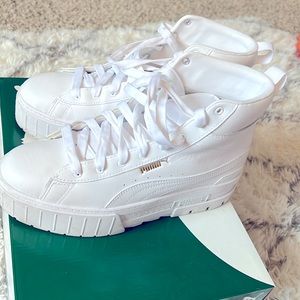 Puma Mayze Mids size 9 1/2 women pure white